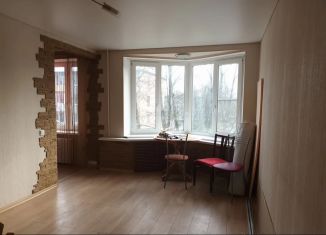 Сдам в аренду 3-ком. квартиру, 57.9 м2, Кириши, улица Мира, 16