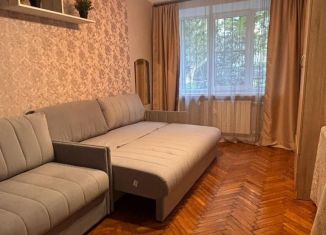 Сдам 2-комнатную квартиру, 42 м2, Геленджик, улица Гринченко, 26