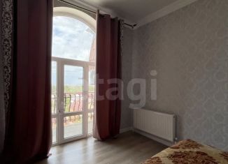 Продаю 1-ком. квартиру, 46 м2, Махачкала, Московская улица, 49к2