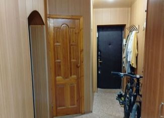 Продаю 2-ком. квартиру, 56 м2, Владимир, улица Асаткина, 2