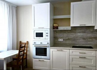 Сдам 2-ком. квартиру, 62 м2, Уфа, улица Минигали Губайдуллина, 10/1