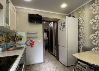 Продаю 1-ком. квартиру, 32.6 м2, Курчатов, улица Строителей, 5