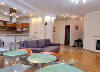 Сдаю в аренду трехкомнатную квартиру, 110 м2, Тольятти, улица Маршала Жукова, 6