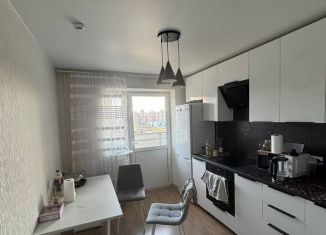 Сдаю 2-ком. квартиру, 46 м2, Псков, Инженерная улица, 134