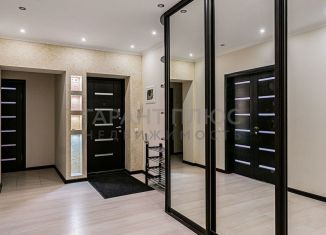 Продам 3-ком. квартиру, 95.3 м2, Липецк, Бородинская улица, 47А