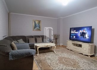 Продам 3-комнатную квартиру, 96 м2, Махачкала, улица Гайдара Гаджиева, 14