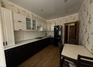 Двухкомнатная квартира в аренду, 56.3 м2, Ессентуки, улица Орджоникидзе, 84к5