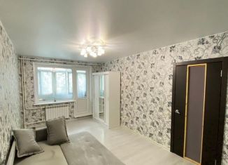 Сдается в аренду 1-комнатная квартира, 36 м2, Воскресенск, улица Энгельса, 10