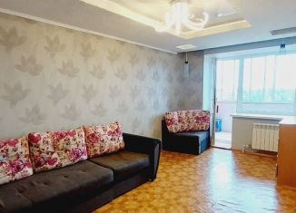 Продам двухкомнатную квартиру, 49 м2, Азнакаево, улица Шайхутдинова, 10