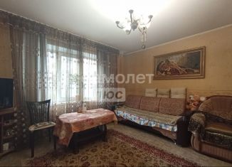 Продается 4-ком. квартира, 84 м2, Челябинск, улица Чичерина, 42