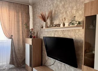 Сдаю в аренду 2-комнатную квартиру, 54 м2, Череповец, Ленинградская улица, 19/20