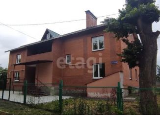 Продам 1-ком. квартиру, 52.6 м2, Шадринск, улица Гоголя, 14к1