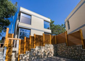 Продажа коттеджа, 145.7 м2, Крым