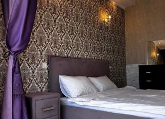 Сдаю 1-ком. квартиру, 43 м2, Краснодарский край, улица Ленина, 28