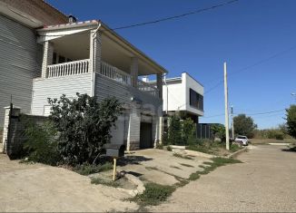 Дом на продажу, 390 м2, Астрахань, 10-й Ульяновский переулок, 2/13