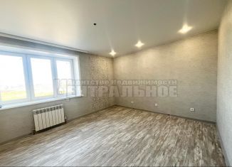 Продам двухкомнатную квартиру, 65.5 м2, Смоленск, Ипподромный проезд, 7к2