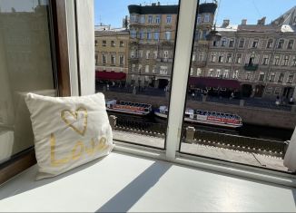 Сдаю трехкомнатную квартиру, 106 м2, Санкт-Петербург, набережная канала Грибоедова, 17