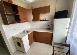 Трехкомнатная квартира на продажу, 59 м2, Королёв, проспект Королёва, 9