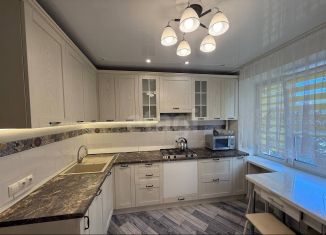 Сдача в аренду однокомнатной квартиры, 35 м2, Саратов, улица имени И.А. Слонова, 4/8