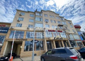 Продажа двухкомнатной квартиры, 80 м2, Дагестан, проспект Агасиева, 13Ж