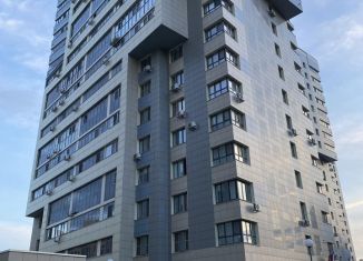 Сдается 1-комнатная квартира, 40 м2, Казань, Комсомольская улица, 1