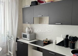 Продам однокомнатную квартиру, 36.8 м2, Старый Оскол, микрорайон Конева, 7