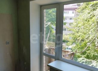 Продаю квартиру студию, 21.6 м2, Артём, улица Кирова, 66/2