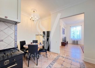 Трехкомнатная квартира на продажу, 121 м2, Москва, Страстной бульвар, 4с4, Страстной бульвар