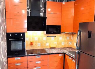 Сдам в аренду 1-комнатную квартиру, 38 м2, Северодвинск, улица Ломоносова, 85к1