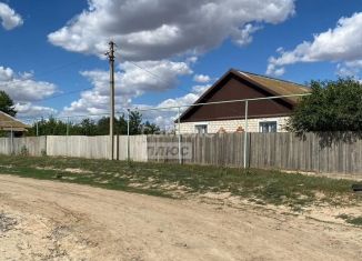 Продаю дом, 110.4 м2, село Малые Дербеты, улица Чапаева, 30