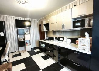 Однокомнатная квартира на продажу, 43.2 м2, Волхов, улица Ломоносова, 24А