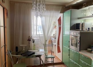 Продам 2-ком. квартиру, 69 м2, Владимир, Песочная улица, 2Д