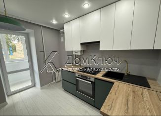 Продажа 2-ком. квартиры, 50 м2, Кумертау, улица 60 лет БАССР, 11