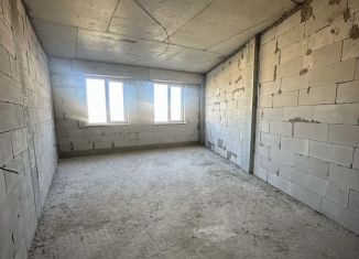 Продаю однокомнатную квартиру, 35 м2, Махачкала, проспект Амет-хана Султана, 344