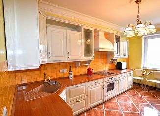 Сдается в аренду 1-ком. квартира, 55 м2, Москва, улица Ватутина, 11