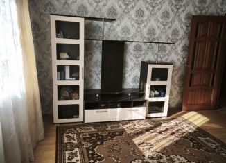 Продаю 4-ком. квартиру, 66 м2, Курск, Заводская улица, 37