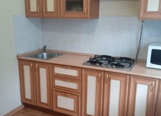 Продаю 1-ком. квартиру, 34 м2, Серпухов, улица Форсса, 6
