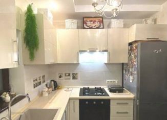 Сдаю однокомнатную квартиру, 40 м2, Москва, улица Маршала Чуйкова, 10к2