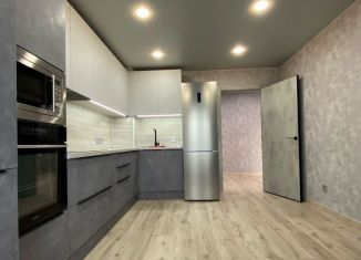 Сдача в аренду 1-ком. квартиры, 45 м2, Казань, улица Зинина, 7