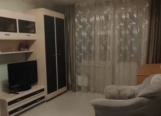 Сдается в аренду 1-комнатная квартира, 35 м2, Коломна, улица Девичье Поле, 4