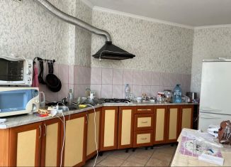Продажа 1-ком. квартиры, 38 м2, Калининград, улица Белинского, 61А