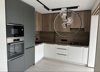 Продается 2-ком. квартира, 49 м2, Дзержинск, проспект Циолковского, 43