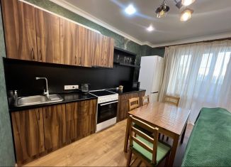 Продаю 1-комнатную квартиру, 46 м2, Ростов-на-Дону, Автомобильный переулок, 32А