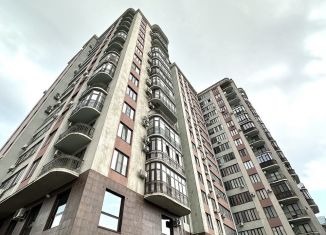 Продам 2-комнатную квартиру, 78 м2, Махачкала, улица Ахмата-Хаджи Кадырова, 44