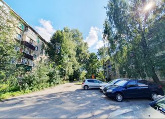 Продаю 3-комнатную квартиру, 42 м2, Липецк, улица Циолковского, 3/5