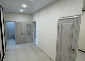 Продам 3-комнатную квартиру, 93.5 м2, Пятигорск, Приозёрная улица, 2Г