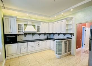 Продажа 2-комнатной квартиры, 94 м2, Владимир, улица Семашко, 8