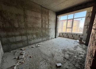 Продаю 1-ком. квартиру, 45 м2, Махачкала, проспект Насрутдинова, 162