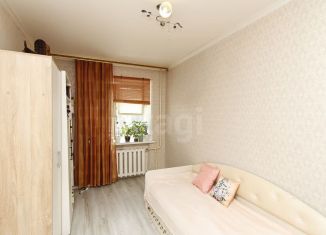 Двухкомнатная квартира на продажу, 42.7 м2, Тюмень, Мельзаводская улица, 54