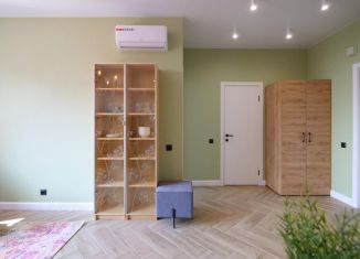 Продажа 2-ком. квартиры, 43.6 м2, Ростов-на-Дону, Советский район, проспект Маршала Жукова, 18